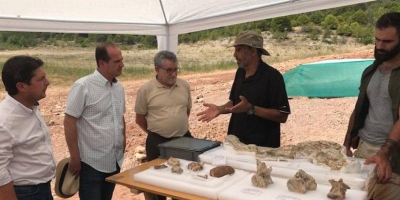 Felpeto visita el yacimiento del Créatico Superior en Sacedón
