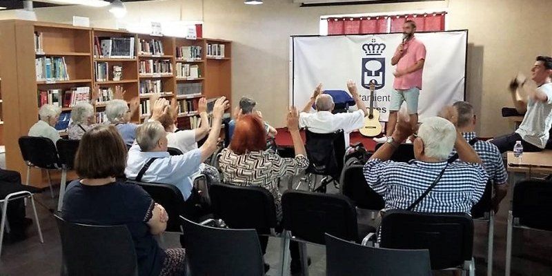 Lorenzo Martínez descubre a los 94 años la pasión por la pintura a través del envejecimiento activo