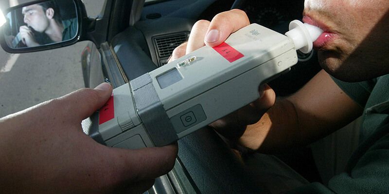 Dos detenidos en Guadalajara por conducir pasados de copas