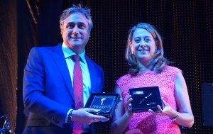 La bloguera Susana Pérez repasa una vida ligada a Cuenca en un Pregón con sabor a historia y tradición