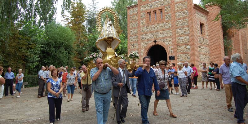 “San Agustín” hermana un año más a Yunquera de Henares y Torre del Burgo en su festividad.