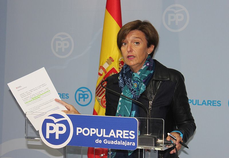 Ana González responsabiliza a Page del caso Molina: "Si Page lo puso, lo puede cesar" 3 Ana González también pide el cese de Molina Si Page lo puso, lo puede cesar