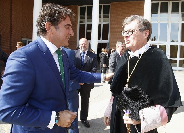 Caja Rural CLM, junto a la UCLM en la apertura del Curso Académico 20172018