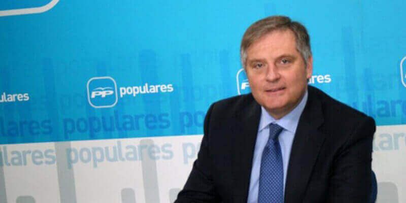 Cañizares denuncia que Page prefiere mantener a su vicepresidente de Podemos que invertir en Sanidad o Educación