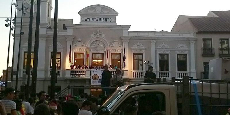 Dos heridos leves, algunas llamadas quejándose del ruido.... El otro balance de la concentración de peñas en Guadalajara