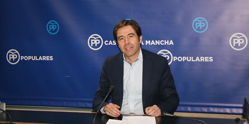 El PP denuncia que Page prefiere mantener a su vicepresidente de Podemos que destinar más recursos a Sanidad y Educación