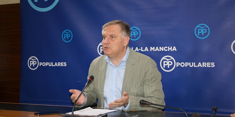 El PP señala lo evidente Los ciudadanos prefieren que el dinero se destine a Sanidad y Educación antes que a contratar más asesores para Page y Podemos