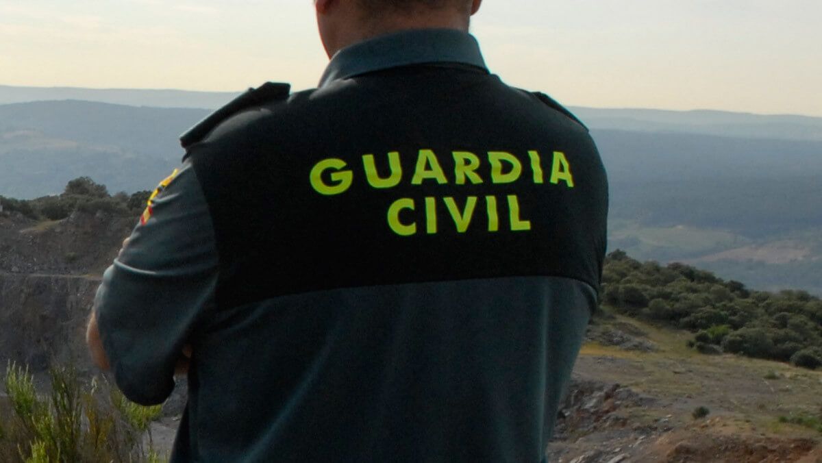 La Guardia Civil detiene a una persona en Cuenca por robar a un familiar joyas y dinero en su propia casa