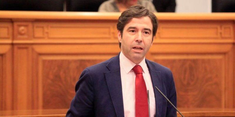 Robisco: “Page engaña a empresarios y autónomos, ralentiza la creación de empleo"