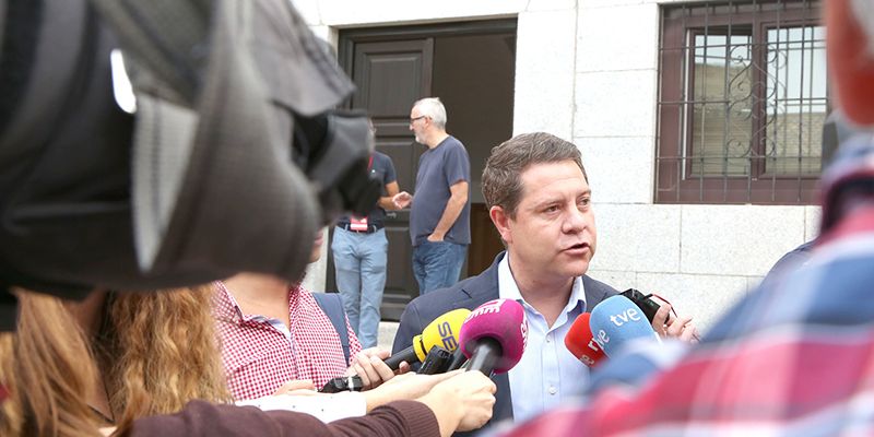 Page: “Si de lo que se trata es de decidir sobre la Constitución, a lo mejor no queda más remedio que votar, pero todos los españoles”