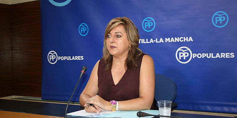 Pilar Martínez afirma que si se crea empleo en Servicios Sociales es gracias a los Ayuntamientos que los están costeando
