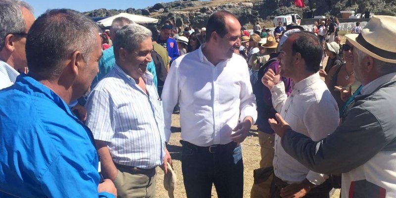 Alberto Rojo destaca “la convivencia y la hermandad entre los pueblos de la Sierra” como seña de identidad de la romería del Alto Rey