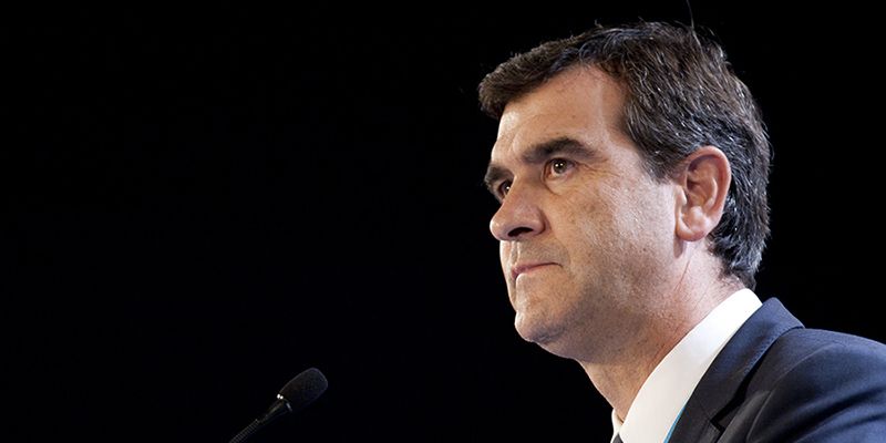Román apoya a los alcaldes perseguidos en Cataluña y advierte a los antisistema independentistas No van a ninguna parte