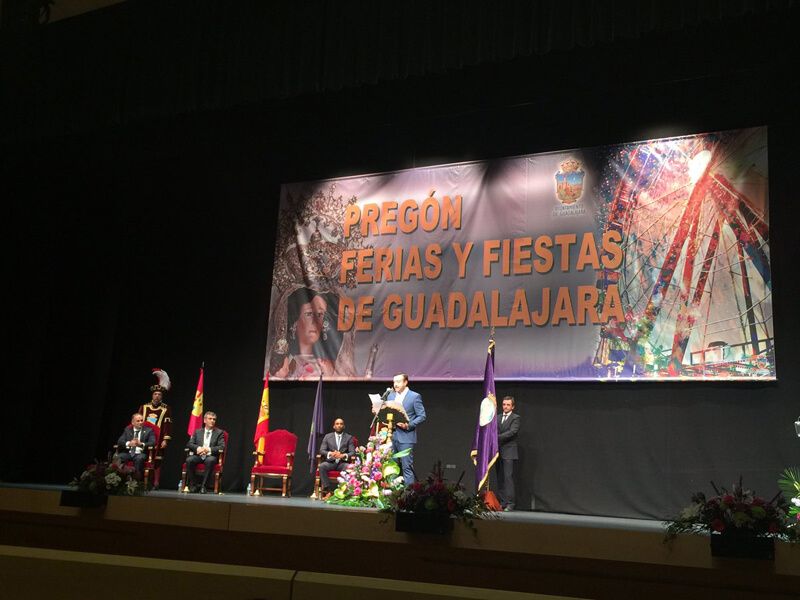 Un magnífico pregón de Antonio Herraiz abre las fiestas de Guadalajara