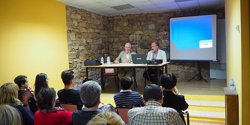 Marcos Nieto presenta 'Santa Librada. Lo que se esconde detrás' en el Centro Cultural El Torreón 1 Marcos Nieto presenta 'Santa Librada. Lo que se esconde detrás' en el Centro Cultural El Torreón