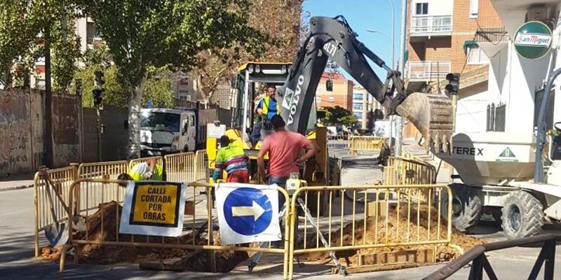 El Ayuntamiento de Tarancón comienza la segunda fase de las obras de saneamiento en la Calle Emilio Villaescusa