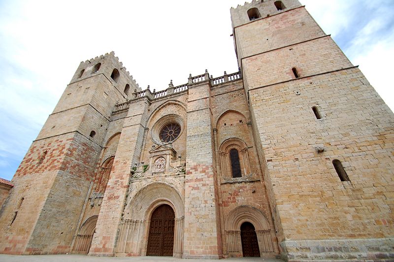 El Instituto de Patrimonio Cultural de España invertirá 586.192,29 euros en la restauración de la Catedral de Sigüenza 3 El Instituto de Patrimonio Cultural de España invertirá 586.192,29 euros en la restauración de la Catedral de Sigüenza