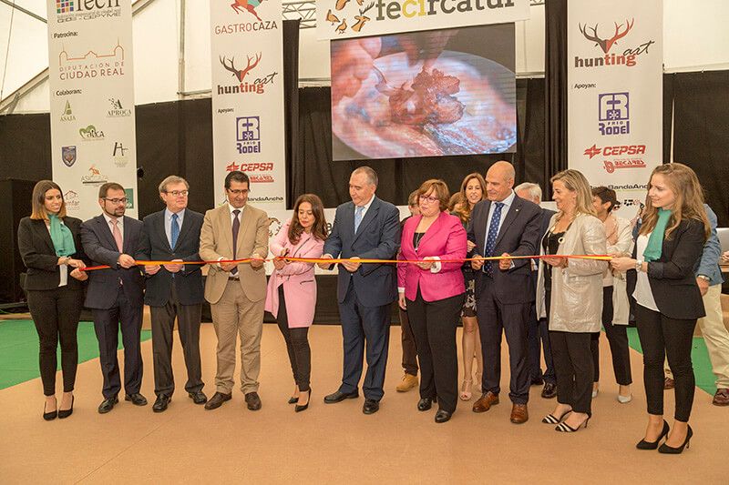 Globalcaja apuesta por el sector cinegético y turístico de la región con Fecircatur 2017 3 Globalcaja apuesta por el sector cinegético y turístico de la región con Fecircatur 2017