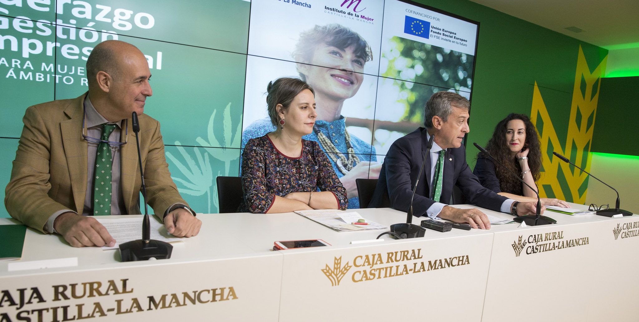 La Junta pone en marcha una campaña para fomentar la corresponsabilidad entre mujeres y hombres