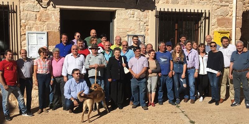 Los pueblos de la Sierra Norte denuncian el caótico inicio del curso escolar y demandan mejoras en telecomunicaciones