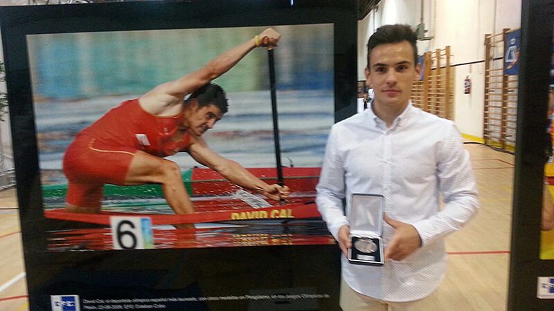 Mención honorífica al Mejor Deportista en Edad Escolar 2016 para el palista del Cuenca con Carácter Víctor Pardo