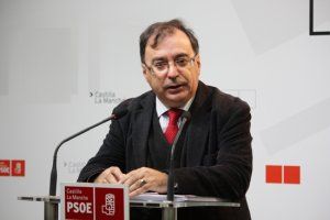 Mora señala que con el actual gobierno regional la economía “avanza y se recupera de la negra etapa de Cospedal