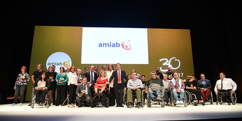 Page anuncia que el Servicio de Ayuda a Domicilio aumentará en 2018 a 1.000 beneficiarios más