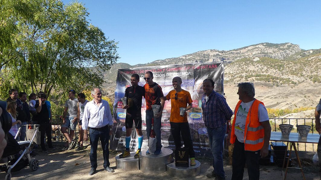 Iván Saiz y Coral Torrijos conquistan La Bandera en el II Trail Panorámico de Huélamo
