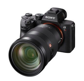 Sony desvela su nueva máquina sin espejo la α7R III con 2,4 megas y un disparo continuo de 10 fps