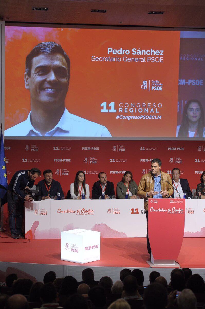 Sánchez perdona a Page y avala su reelección como secretario regional del PSOE