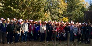 Un total de 170 mayores de Guadalajara participan en la ruta senderista del Barranco de la Hoz
