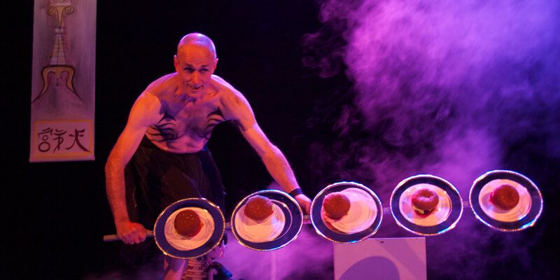 Este domingo, Historia de Aladino en el Buero Vallejo