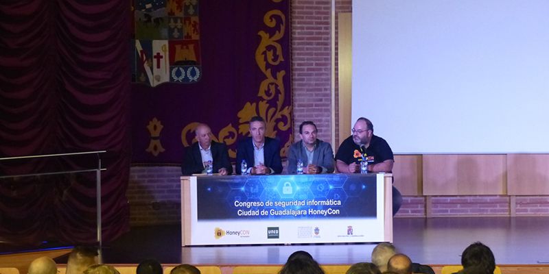 Alberto Domínguez participa en la presentación del III Congreso de Seguridad Informática