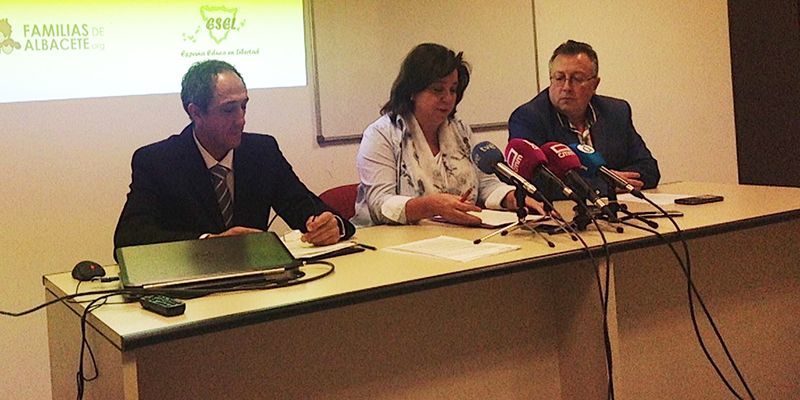 Asociaciones de profesores y de padres denuncian el adoctrinamiento ideológico en la asignatura “Educación para la igualdad, la tolerancia y la diversidad” y proponen cauces legales para los padres en la defensa de sus hijos