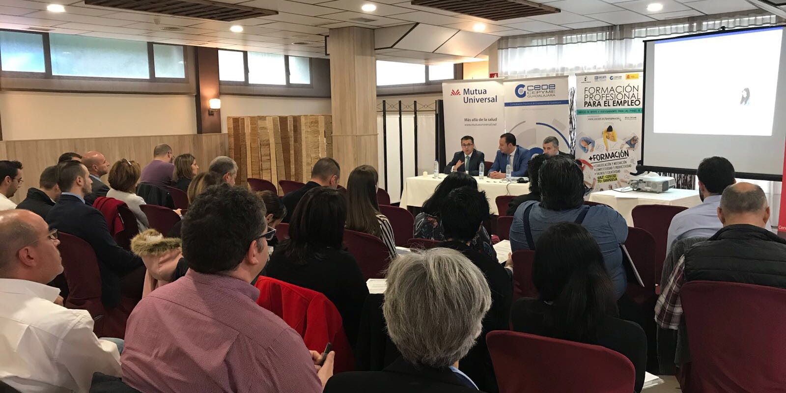 AZUNETWORK cuelga el cartel de completo en su encuentro empresarial de Azuqueca de Henares