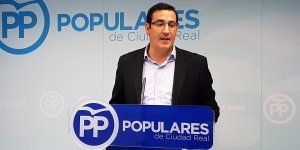 Borja pide a los alcaldes socialistas que denuncien el “gran abuso” que ejerce Page sobre los ayuntamientos