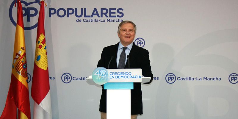 Cañizares mete el miedo en el cuerpo de Page asegurando que el PP ganaría hoy las elecciones en Castilla-La Mancha