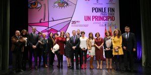 Castilla-La Mancha concederá a partir de 2018 ayudas de 4.000 euros a los menores huérfanos de madre por “asesinato de género”