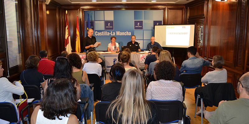 Educación contrata auxiliares de conversación para este curso en 10 centros docentes de Guadalajara