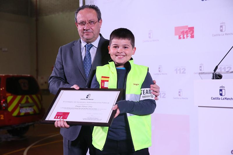 El Gobierno regional convoca el VI concurso de dibujo escolar del 1-1-2, destinado a que los niños conozcan el teléfono único de emergencias 3 el-gobierno-regional-convoca-el-vi-concurso-de-dibujo-escolar-del-1-1-2-destinado-a-que-los-ninos-conozcan-el-telefono-unico-de-emergencias