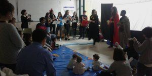 El taller Música para bebes del IES San José de Cuenca ha sido un éxito y celebrará jornadas en varias guarderías