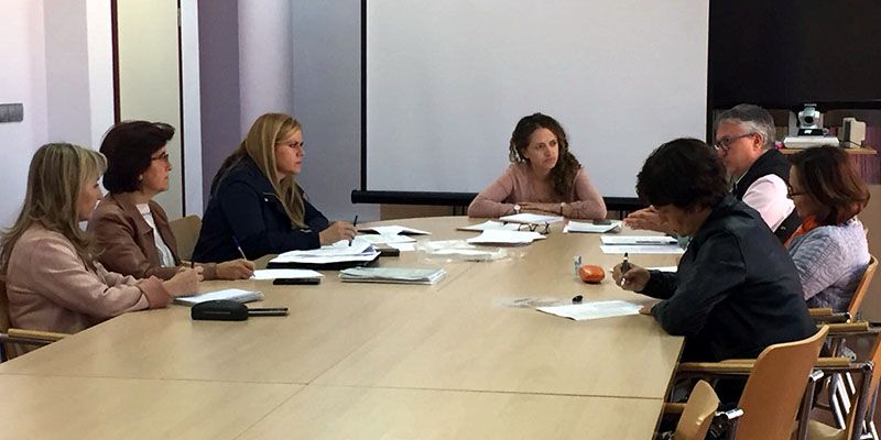 Gobierno regional y asociaciones analizan la aplicación del protocolo de actuaciones dirigido a menores sobre identidad y expresión de género