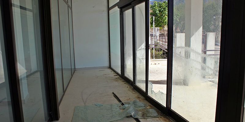 Historia de un fracaso, Residencia de Mayores de Priego