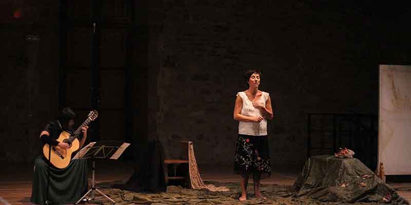 Juan Ramón Jiménez, en la guitarra de Silvia Nogales y la voz de Esther Acevedo, inaugura la III Semana de la Música de Sigüenza