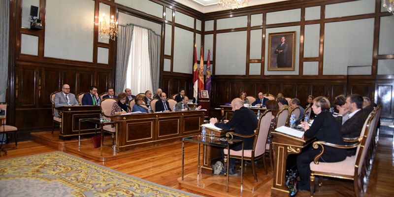 La Diputación de Guadalajara aprueba una moción de apoyo y respaldo a la Policía Nacional y Guardia Civil a propuesta del PP