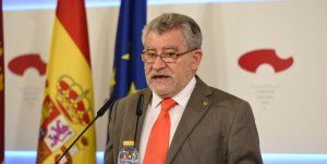 La Junta ha detallado a sindicatos y representantes del alumnado los compromisos que aseguran el futuro de la UCLM