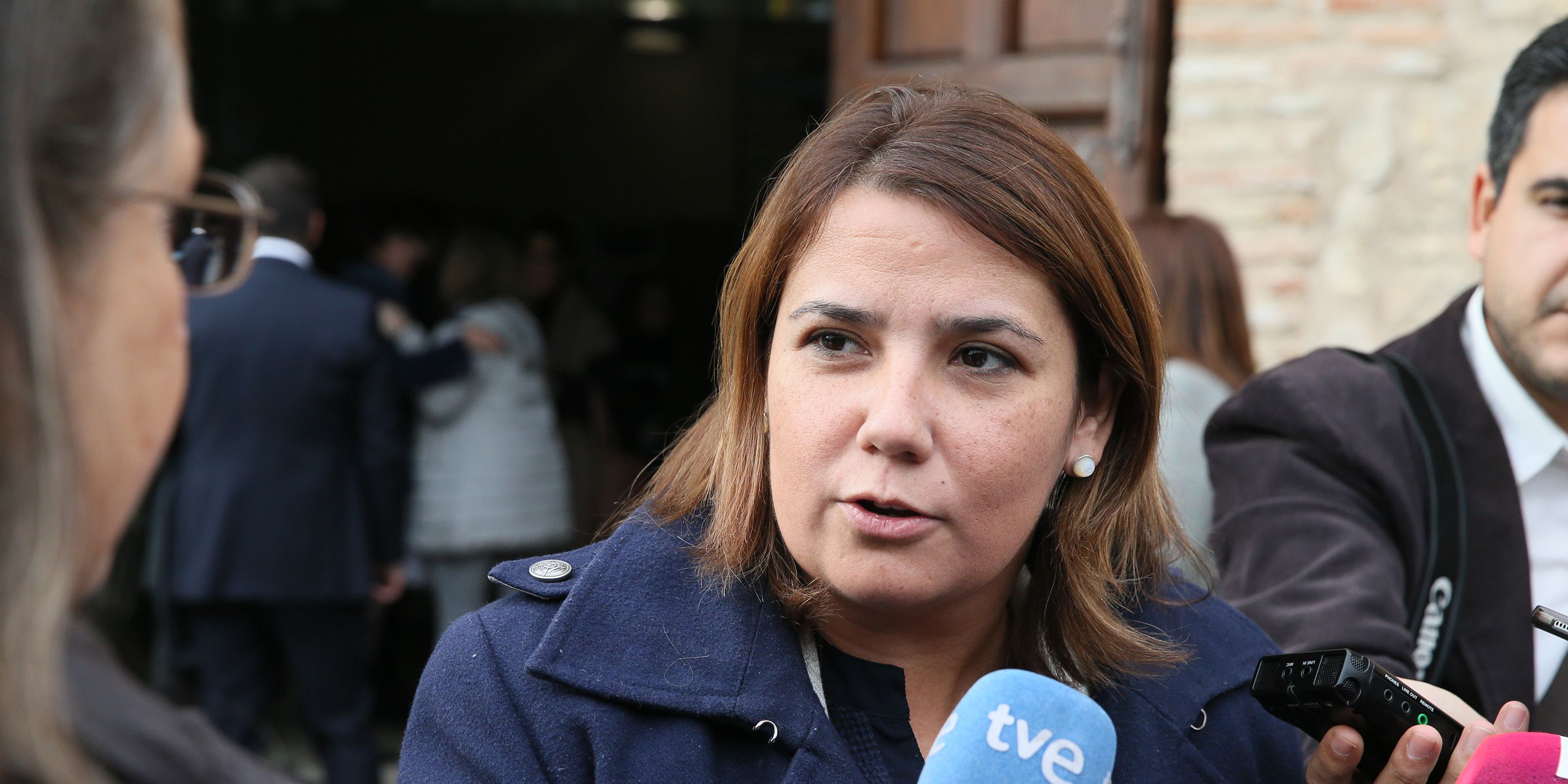 La Junta se reúne con el Ministerio de Fomento con la premisa de que la competencia de las líneas de Monbús es nacional