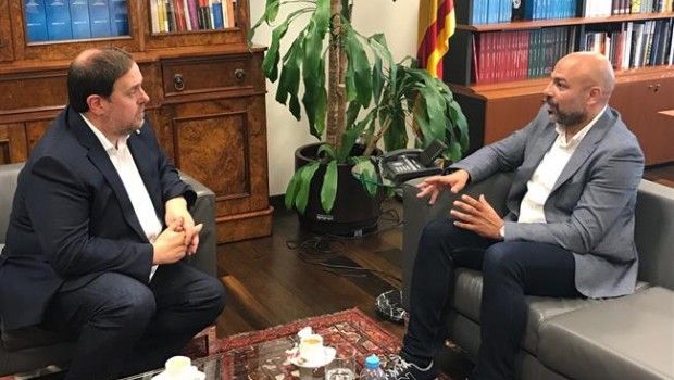 los-transportistas-recuerdan-a-molina-que-la-huelga-ilegal-en-cataluna-afectara-a-2000-vehiculos-de-castilla-la-mancha