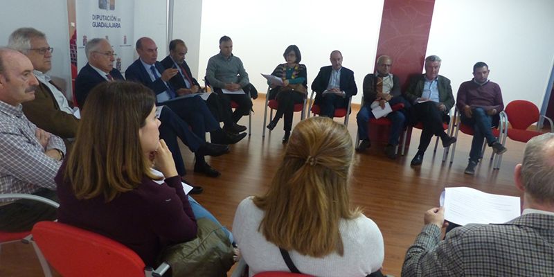 Nueva reunión de trabajo para seguir avanzando unidos en la ruta del viaje a la Alcarria y El río que nos lleva