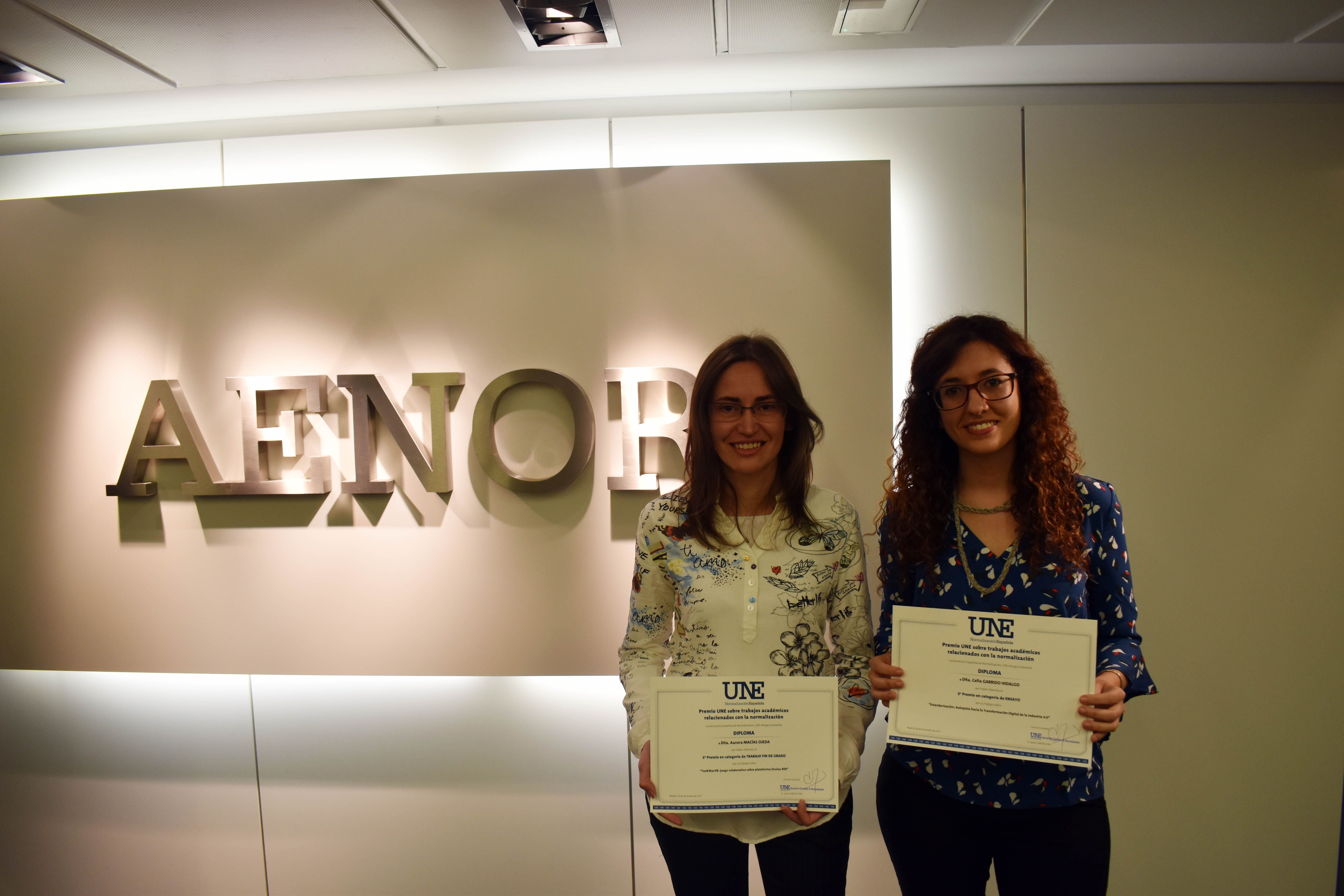 AENOR premia a dos estudiantes de la Universidad de Castilla-La Mancha 3 AENOR premia a dos estudiantes de la Universidad de Castilla-La Mancha